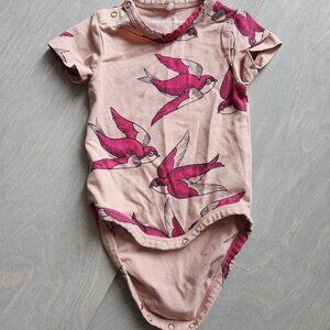 Organic cotton 0-3 mini rodini Swallows tattoo looking onsie